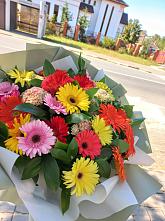 Букет цветов из:  Герберы #REPLACE_PRED# Иевлево